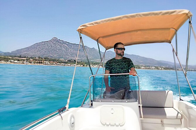 Unlicensed Boat Rental in Puerto Banús, Marbella.