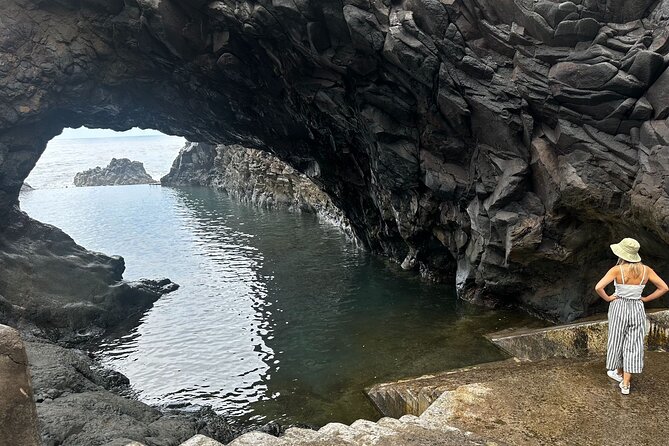 Unveil West Madeira: 4×4 Cliffs, Pools & Views