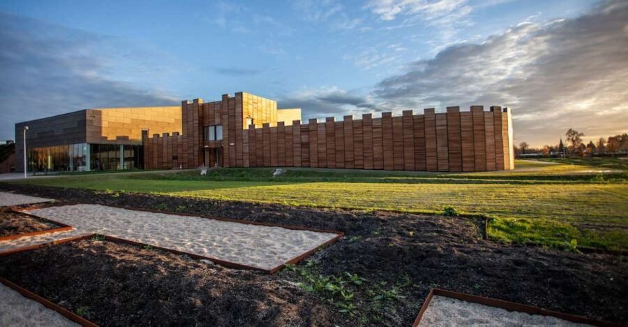 Utrecht: Hoge Woerd Museum Entry Ticket With Audio Tour - Ticket Pricing and Availability