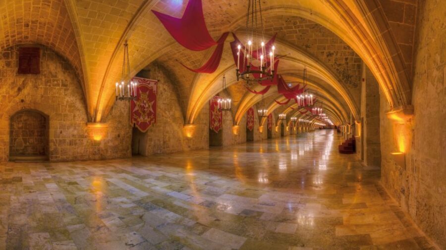 Valletta: The Malta Experience & Tour of Sacra Infermeria