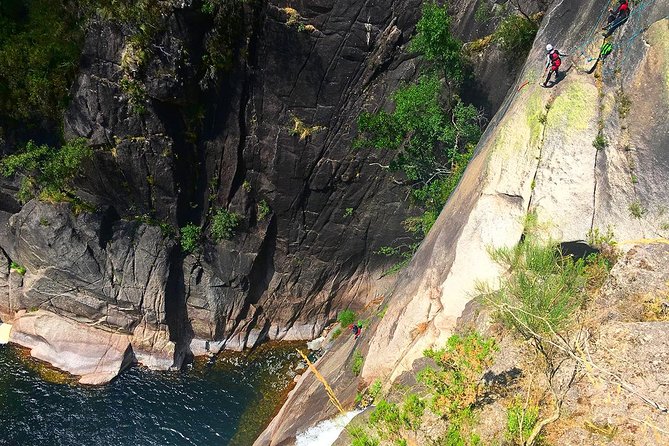 Varziela Deep Canyoning Tour Around Rio Laboreiro - Northern Portugal