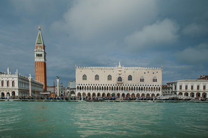Venice Highlights : Walking Tour 2 Hours and Boat Tour to Murano - Tour Overview