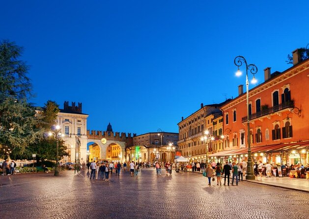 Verona Small Group Walking Tour