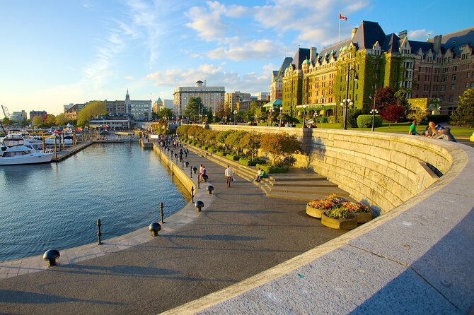 Victoria Harbour: a Smartphone Audio Walking Tour