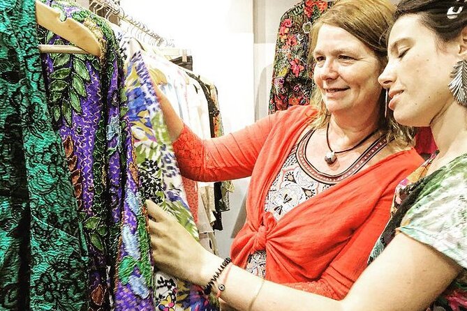 Vintage and Thrift Shopping Tour in BA