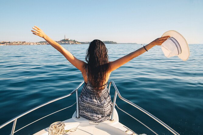 Vintage Yacht Tour of the Gulf of Palermo