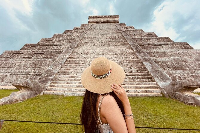VIP Chichen Itza Private Tour – Luxury Car