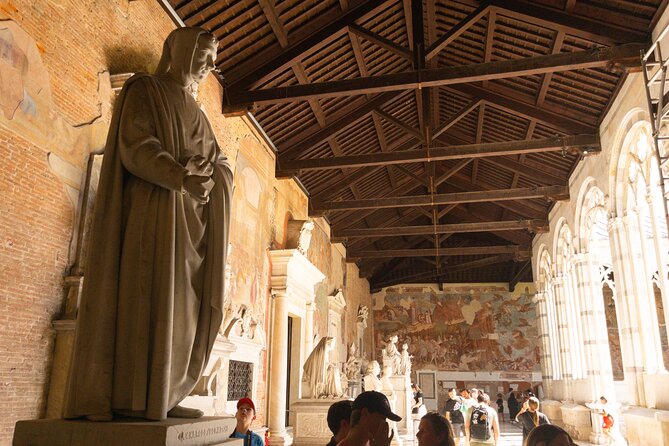 VIP Full-Day Private Pisa and Lucca Tour From Montecatini