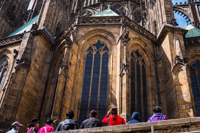 Visit Prague Castle & Lobkowicz Palace: Review