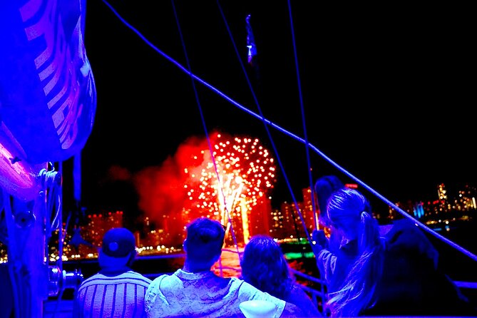 Waikiki Friday Firework Catamaran Tour