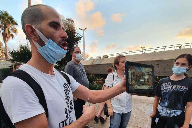 Walking Graffiti Tour With Augmented Reality in Tel Aviv - Exploring the Tours Key Details
