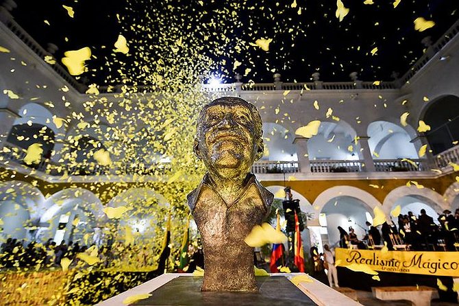 Walking Tour With Transfers - Gabriel García Márquez & Cartagena Walled City - Tour Details