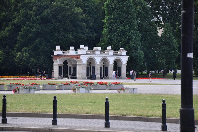 World War II Warsaw Private Tour With Military Cemetery - Inclusions and Pickup