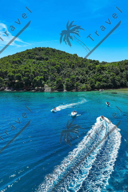 Zadar: Hop-On Hop-Off Speedboat Tour With 3 Stops & Drinks