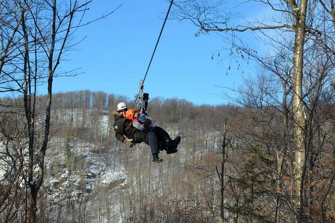 Ziplines and Hike Mont Tremblant (2h)