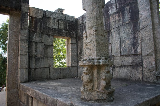 2 Ancient Kingdoms From Kandy - Good To Know
