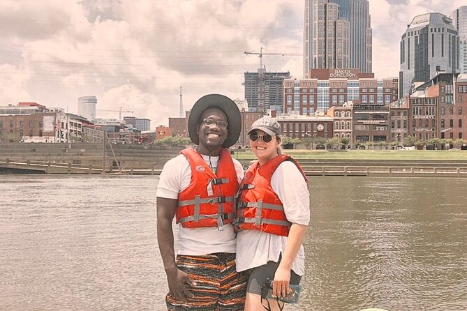 2 Hour River Scavenger Hunt in Downtown Nashville - Overview of the Activity