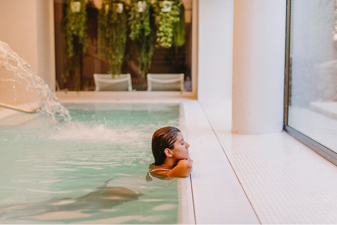 2 Hours Double Pass Spa Circuit in Hotel Don Gregory - Key Points