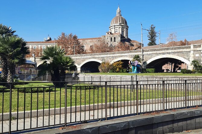2 Hours Guided Group Tour in Catania - Discovering the Beauty of Catania