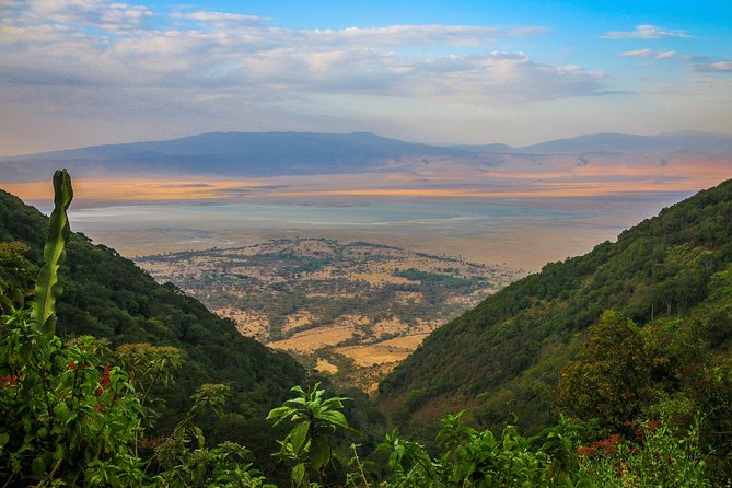 1-Day Tour to Ngorongoro Crater - Inclusions