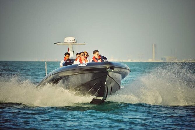 1-Hour Dubai Tour by Black Boat - Discovering Bluewater Islands Wonders