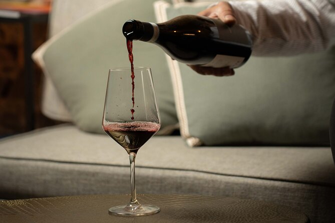 1-Hour Guided Tuscan Wine Tasting in Florence - Wines Offered and Pairing Details