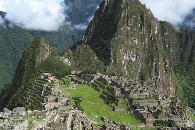 10-DAY Tour From Lima: Machu Picchu, Lake Titicaca and Colca Canyon - Guided Explorations of Machu Picchu