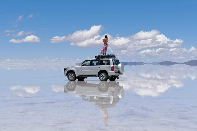 2-day Private Guided Tour in Uyuni and La Paz - Meeting and Pickup