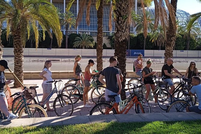 2 Hour Private Bike Tour in Valencia - Highlights of the Tour