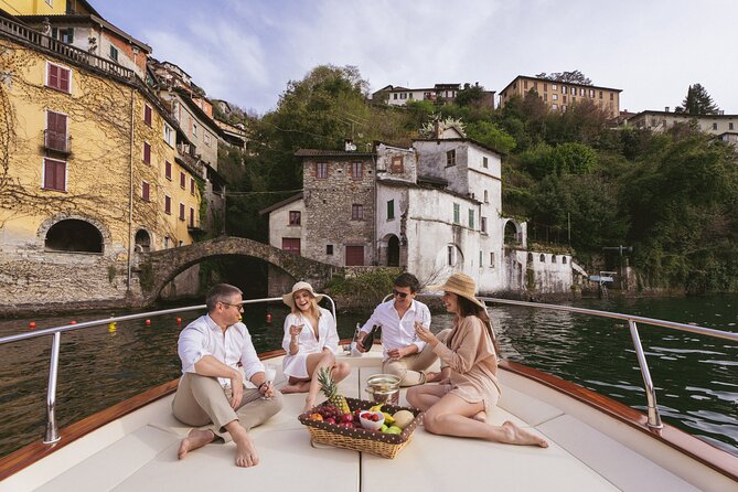 2 Hours Private Boat Tour in the Best Area of Como Lake - Tour Conditions