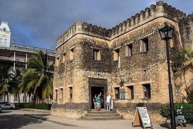 2 Hours Private Stone Town City Tour - Tips for Navigating Stone Town