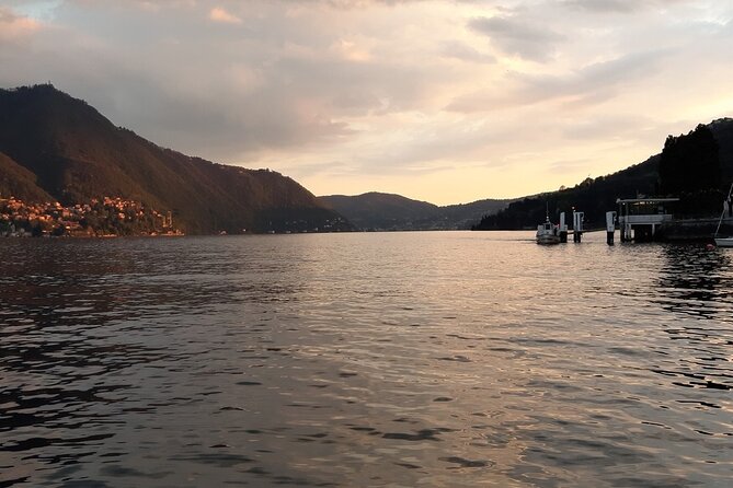 2 Hours Rent Boat SuBacco Lake Como - Meeting and Pickup