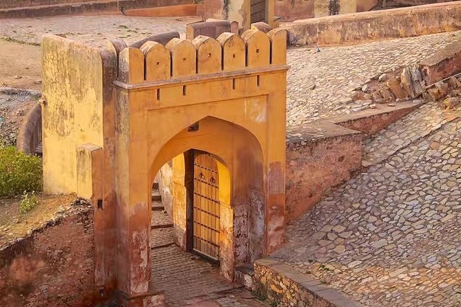 3 - Day Private Golden Triangle Tour : Delhi, Agra,and Jaipur - Itinerary Details