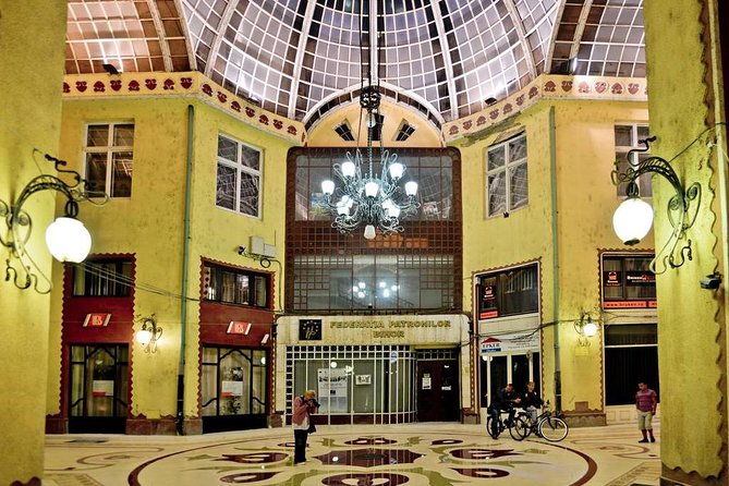 3-Hour Cultural Walking Tour of Oradea - Oradea Fortress Exploration