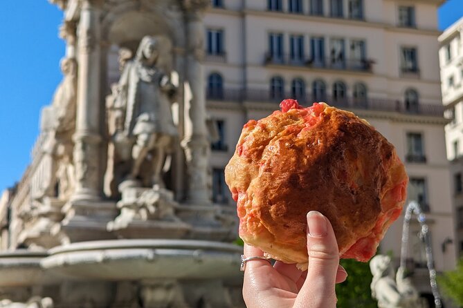 3-Hour Gourmet Tour of the Presqu'île in Lyon - Health and Accessibility