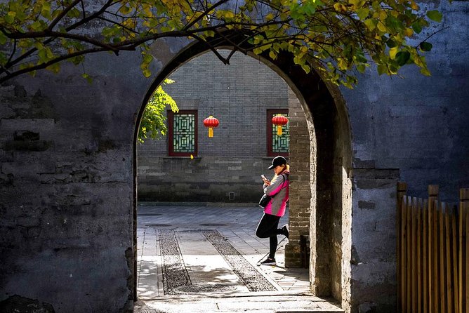 3-Hour Private Hutong Walking Tour With Drum Show at Drum Tower and Tea Tasting - Meeting and Pickup Details