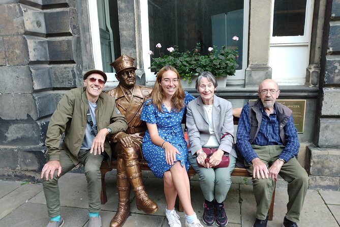 3 Hours Edinburgh City Highlights Private Walking Tour - Inclusions and Accessibility