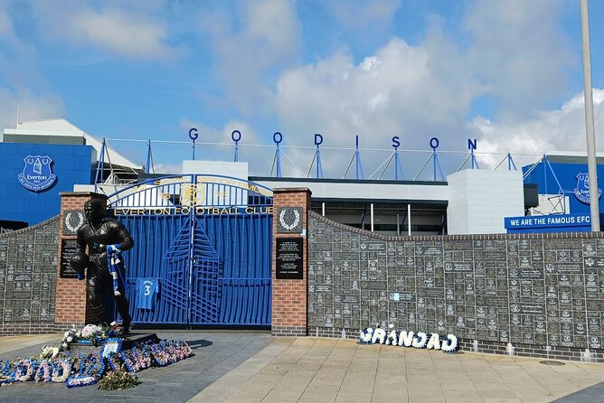 3 Hours Football Stadiums E-Bike Tour in United Kingdom - Tour Highlights