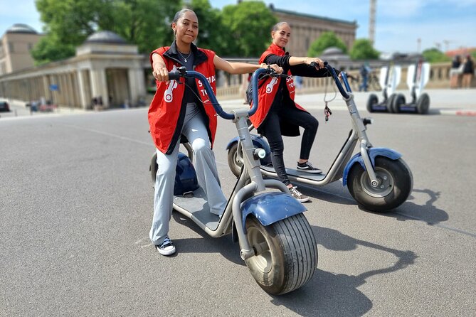 3 Hours Guided Hamburg E-Scooter Tour - Meeting and Pickup