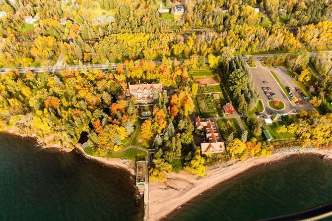 30-Mile North Shore Helicopter Tour - Helicopter Tour Highlights