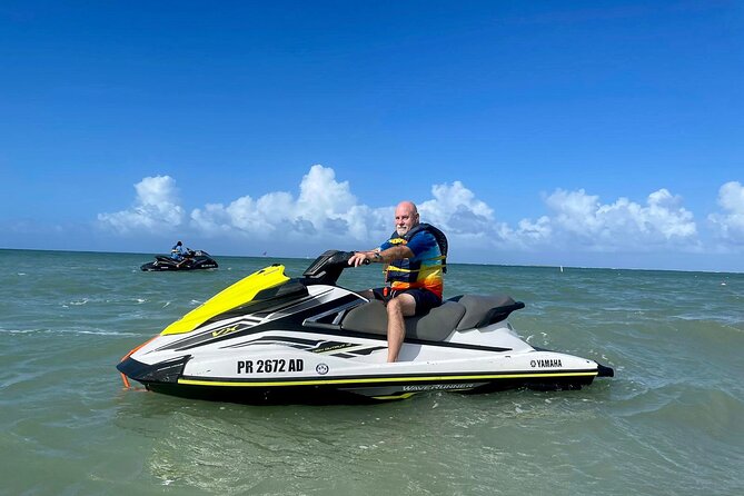 30 Minute Jet Ski Ride Along Isla Verde Beach - Inclusions and Requirements