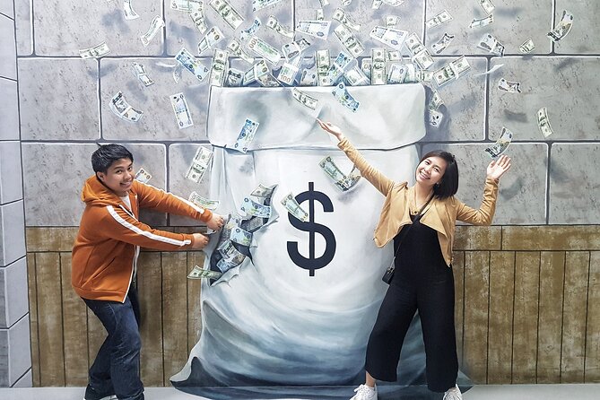 3D WORLD SELFIE MUSEUM Dubai - Capturing Immersive Selfie Experiences