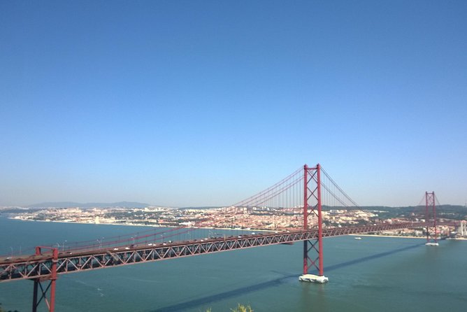 4 Day Portugal & Fatima Escorted Tour From Madrid - Meeting and Pickup