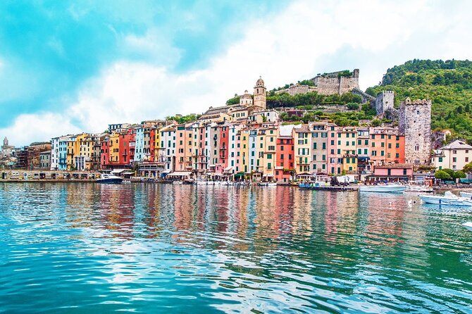 4-Hour Guided Boat Tour With Aperitif at Sunset in Spezia - Meeting and Pickup