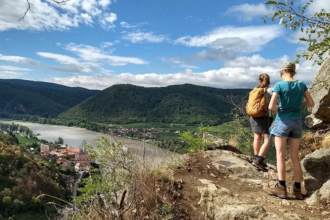 4-Hour Private Alpine Hiking Tour in the Footsteps of King Lionheart - Pricing and Policies