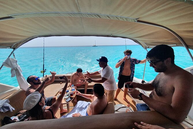 4 Hours - Private 48FT Yacht All Inclusive in Tulum and Playa Del Carmen - Meeting and Pickup