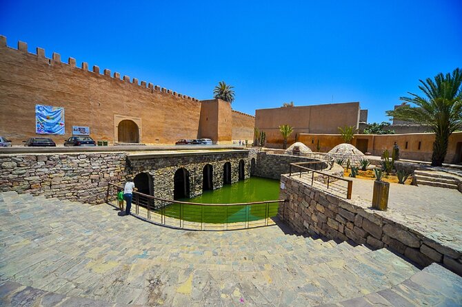 4×4 Jeep Desert Safari Tour With Lunch and Camel Ride