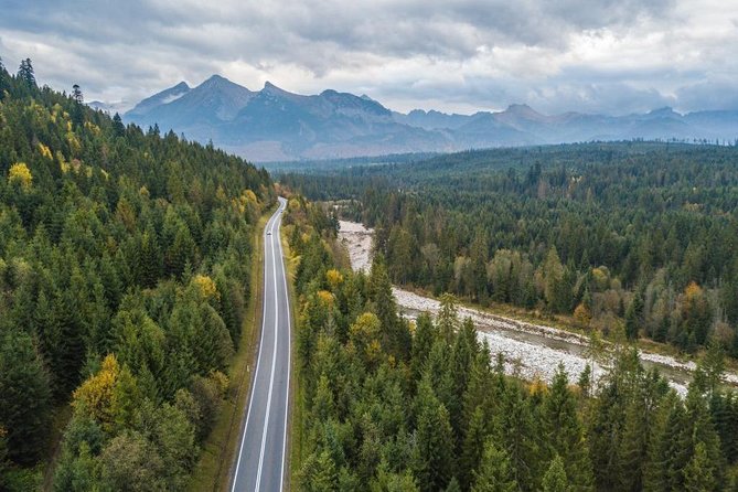 5 Days in Krakow and Zakopane: Transfers, Tours and Accomodation - Airport and City Transfers