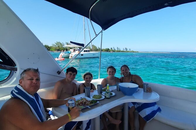 5-Hour Private 40 Yacht 2-Stop Tour to In-Ha Reef With Food, Drinks & Snorkel - Inclusions
