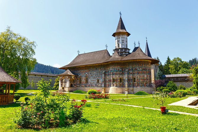 6-Days Transylvania and UNESCO Bucovina Painted Monasteries Tour From Bucharest - Meeting and Pickup